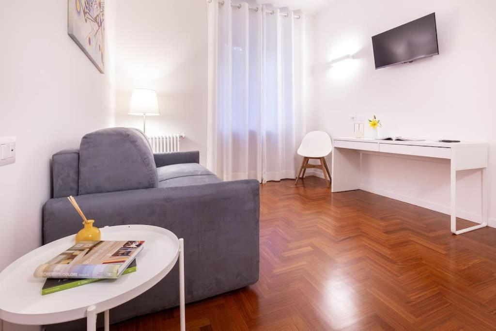 Appartamento Poggioli House Up 4pp Policlinico *