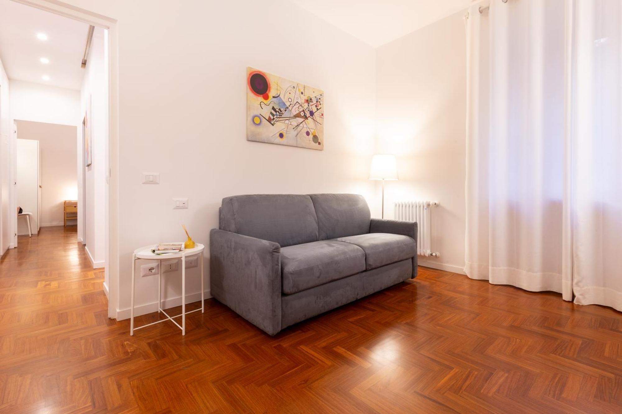 Appartamento Poggioli House Up 4pp Policlinico